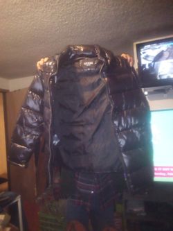 Men's Large Guess Coat