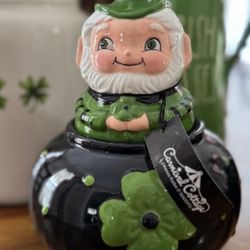 Johanna Parker/Carnival Cottage St. Patricks canister