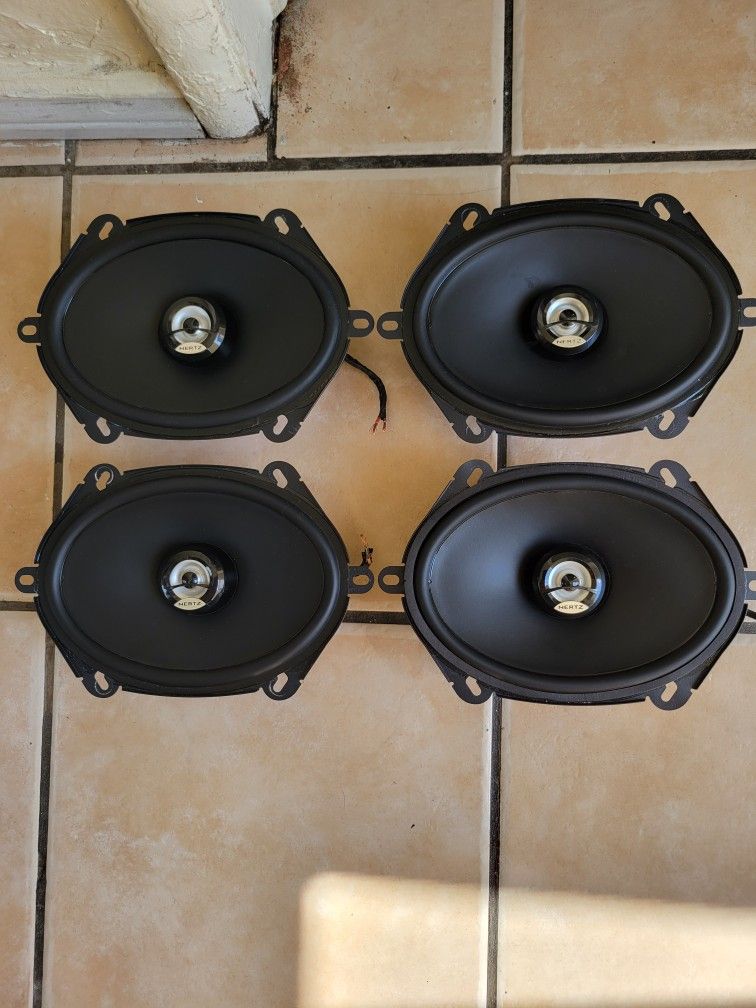 Hertz Speakers 5x7