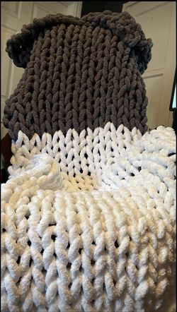 Handmade Knitted Chunky Blanket