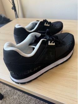 Under Armour Athletic Shoes – Size 10