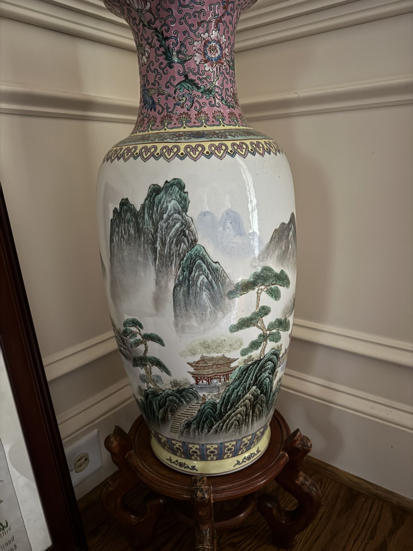 Large Chinese Ceramic Vase With Pedestal Stand