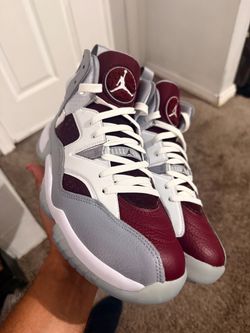 Air Jordan two Trey Sneakers Maroon Grey White sz 10.5