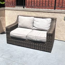 Outdoor cushions Wicker patio furniture set
