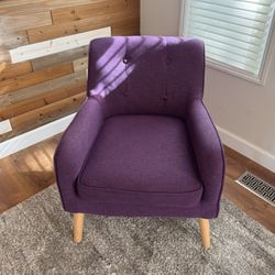 Accent Chair 
