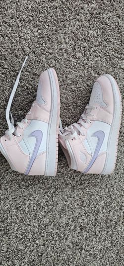 Girls pink Air Jordans size 6.5 y