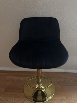 Black Velvet Vanity Chair