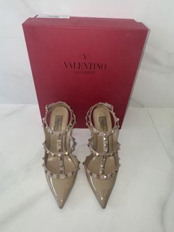 Valentino Garavani Rockstud Ankle Strap Pump (Women)