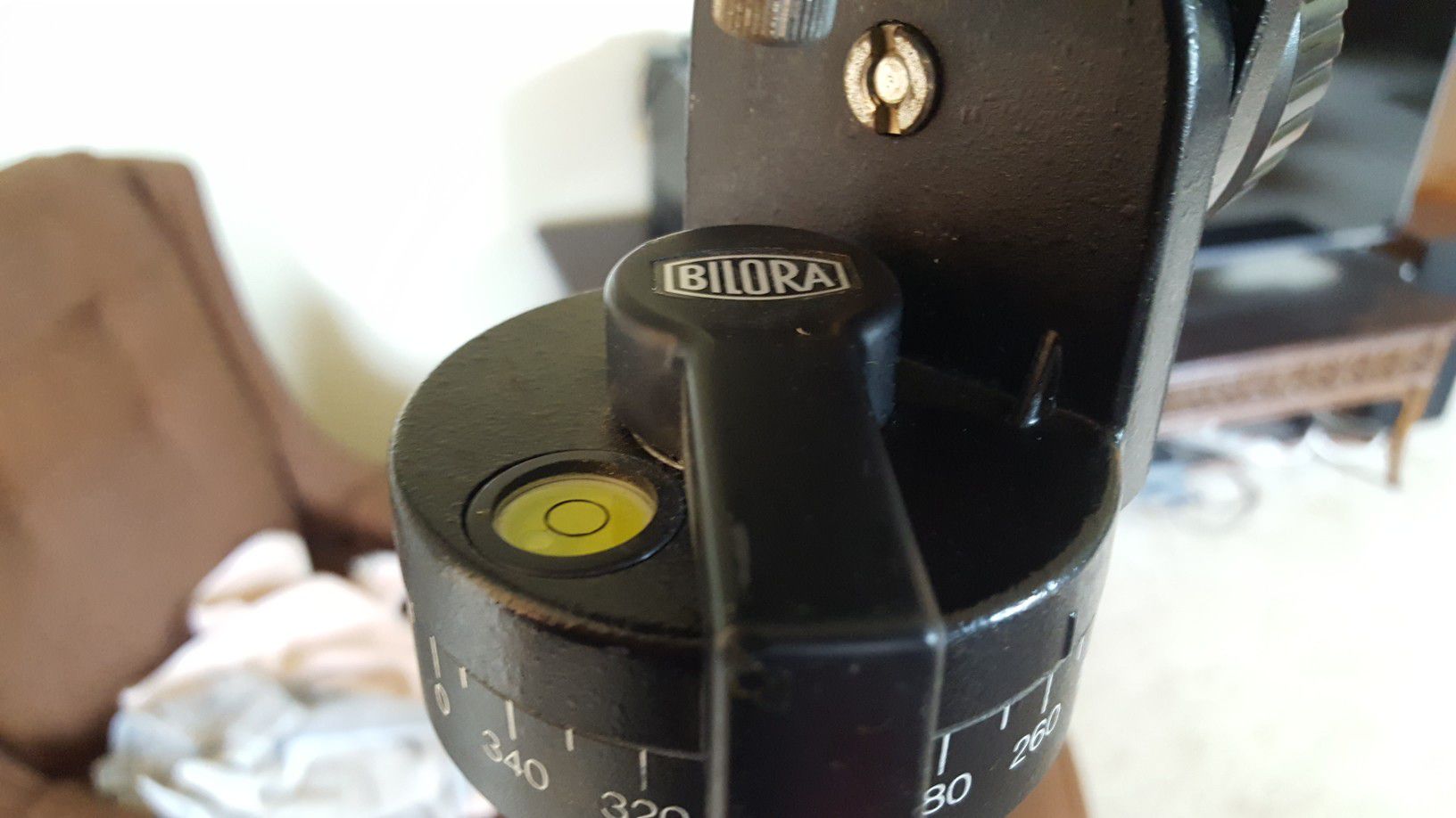 Bilora camera tripod 5 feet conprehensive 6144 vintage