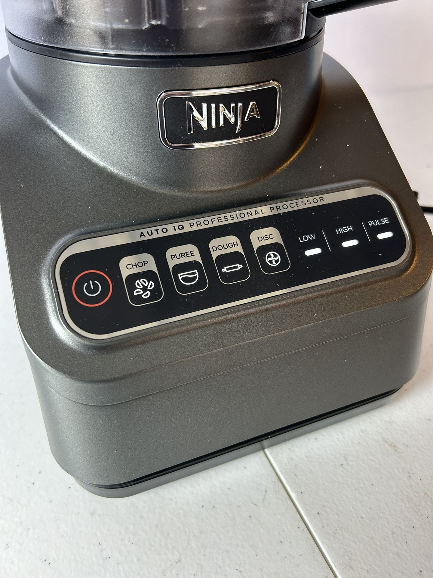 Ninja Food Processor Attachment And Blades for Sale in Pleasant View, TN -  OfferUp