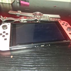 Reselling Nintendo And Wathches 