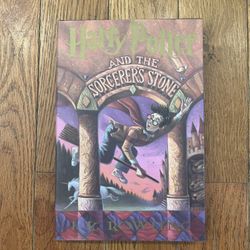 Harry Potter And The Sorcerer's Stone 1st US Edition-1st Printing HCDJ BCE