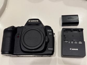 Canon eos 5d mark ii digital camera