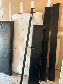 Full size bed used