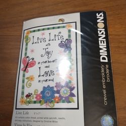 New Cross Stitch 5"X7" "Live Life With Joy In Your Heart And Love In Your Soul" 