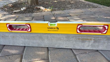 Stabila level and aluminum level for concrete