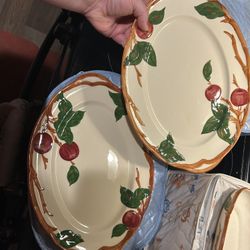 Vintage Franciscan Apple Dinnerware Set