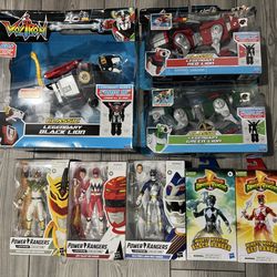 Power Rangers figures