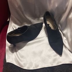 Via Spiga Pointed Toe Suede Bootie 