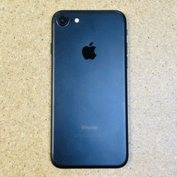 Apple iPhone 7 32GB Unlocked With 3 Months Warranty 