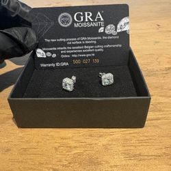 Moissanite Earrings Square Cut *Pass Diamond Tester*