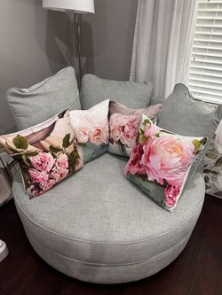 Oversized Swivel Accent Chair