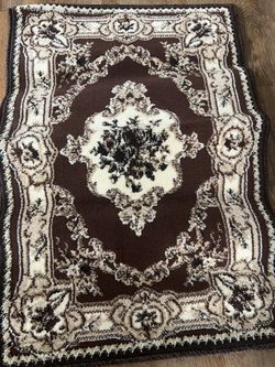 Small Rug Brand New 20$ Pickup In Lodi