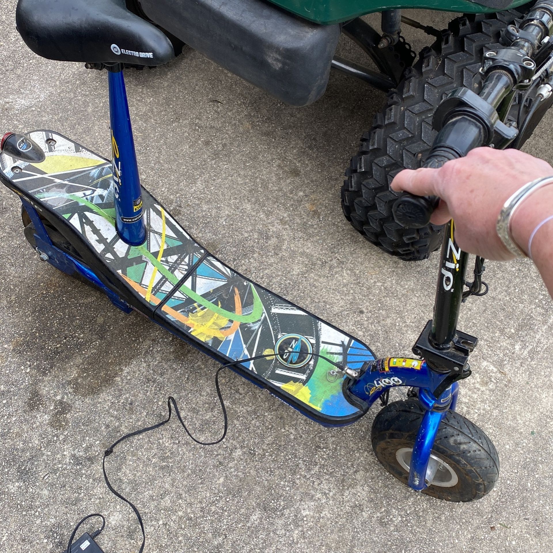 E-Zip 400 Scooter