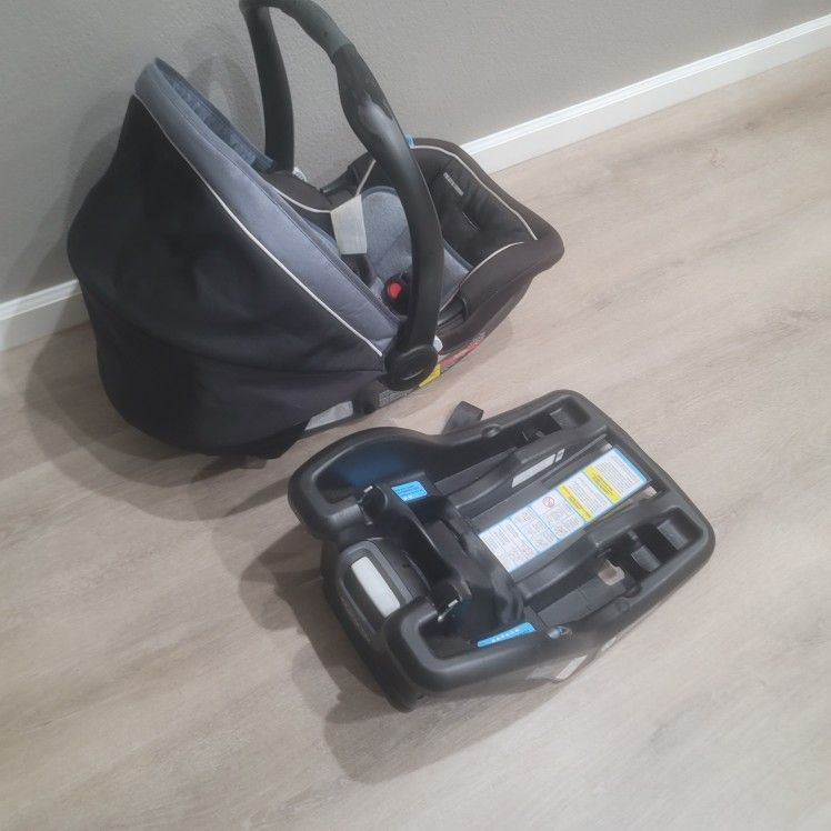 Graco Infant Car Seat