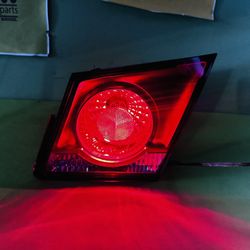 2011 - 2015 CHEVROLET CHEVY CRUZE CRUISE DEPO INNER TAIL LIGHT RIGHT SIDE (contact info removed)R-AC