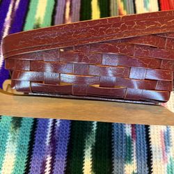 Gerald E Henn Sleigh Basket 12” X 7” Red Antique