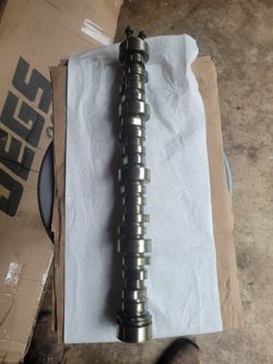 OEM GM LS 6.0L LQ9 Camshaft 3-Bolt 1(contact info removed) 2002-2006 Cadillac Escalade