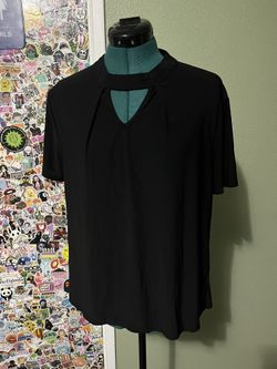 open collar blouse with back button closure