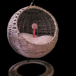 Brand New Wicker Cat Bed Seagrass Rattan Egg Chair Swinging Elevated