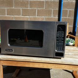 Viking Microwave 