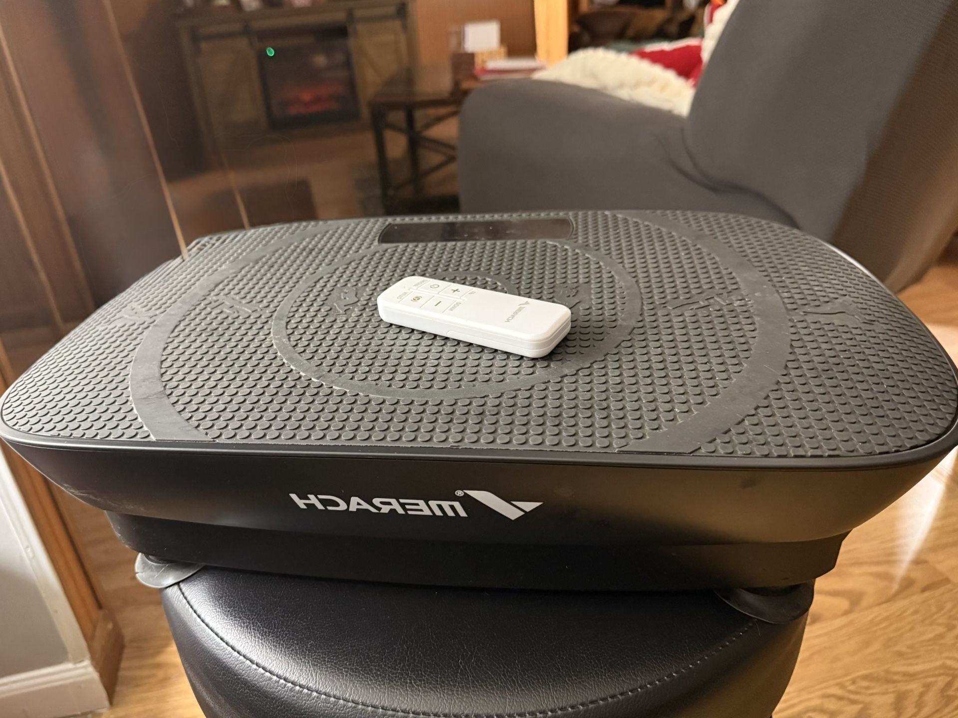 Merach Whole-Body Vibration Platform 