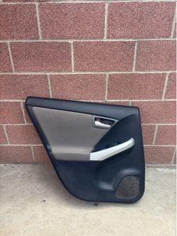 REAR LEFT DRIVER SIDE DOOR PANEL2010-2015 TOYOTA PRIUS 3ER GENERATION