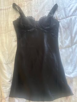 Black lace forever 21 dress