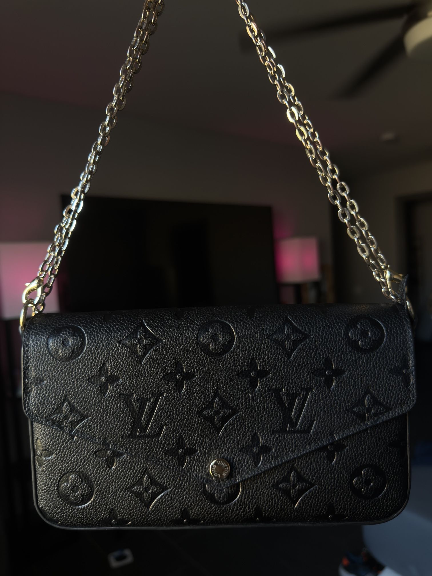 Lv Pochette félicie Purse