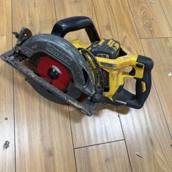 DEWALT DCS577 60V FLEXVOLT CIRCULAR SAW KIT W/ 60V Battery