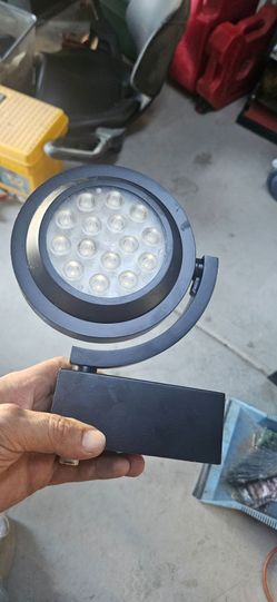 LED track lights