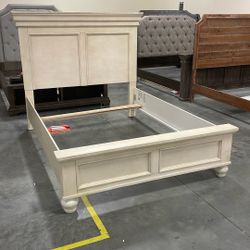 Marsilona Queen Bed frame 