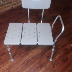 Tub Transfer Bench – Adjustable, Clean, Very Stable