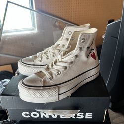 Women’s Converse 