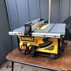 DeWalt Table Saw 10 Inch OBO for Sale in California Hot Springs CA OfferUp