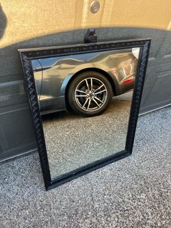 Wall mirror