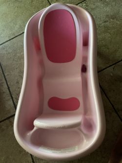Baby bath tub