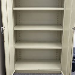 Medical Office Furniture/Items Sale!