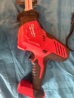 Milwaukee hacksaw
