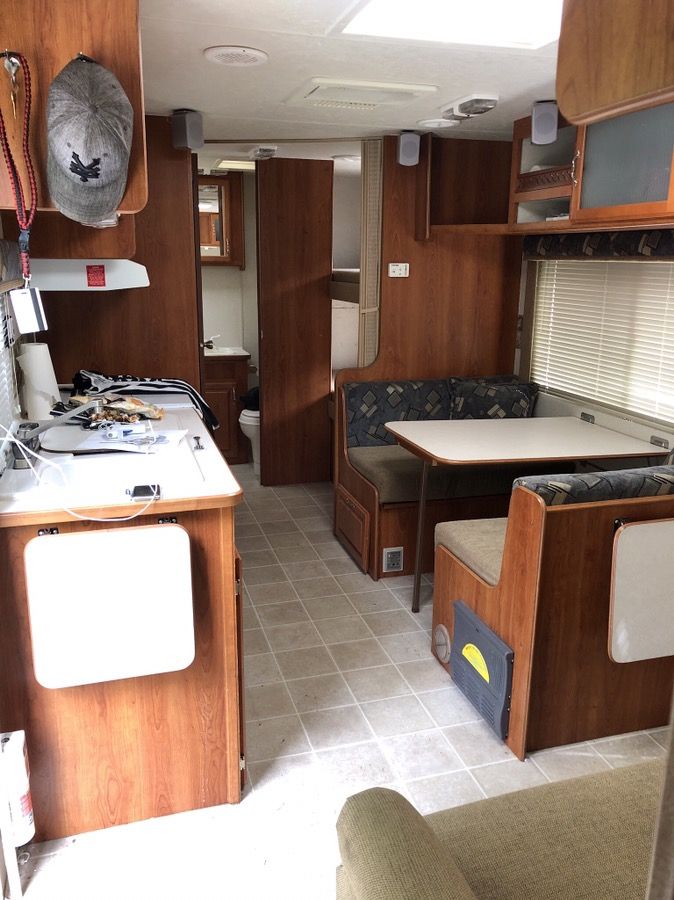 2006 Komfort Trailblazer 25ft Travel Trailer for Sale in Port Orchard 2006 Komfort Trailblazer 25ft Travel Trailer for Sale in Port Orchard